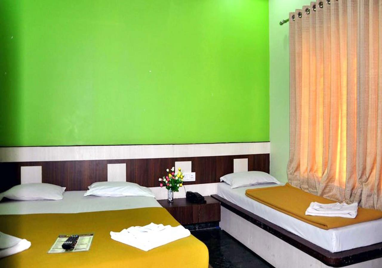 شيردي Hotel Three G المظهر الخارجي الصورة