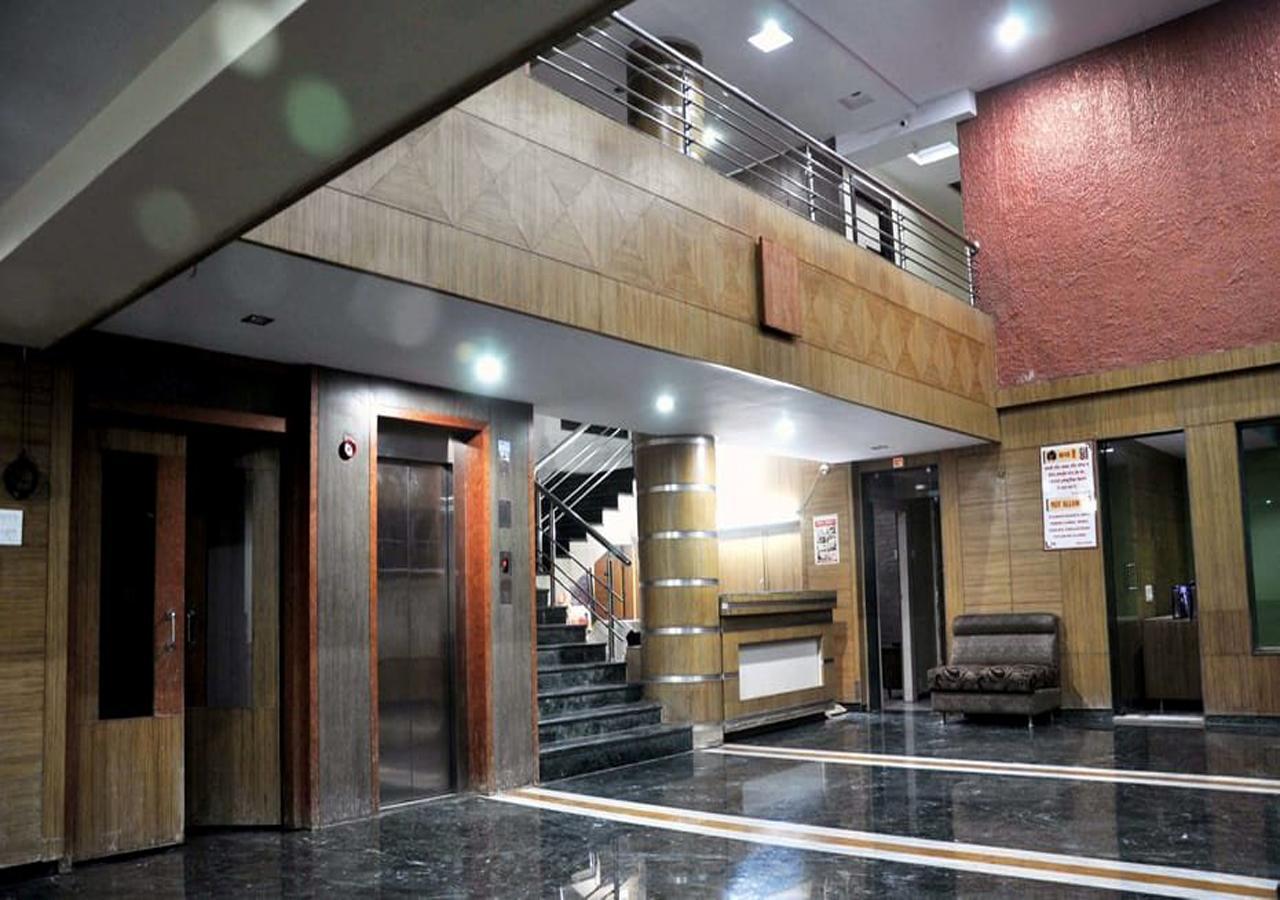 شيردي Hotel Three G المظهر الخارجي الصورة