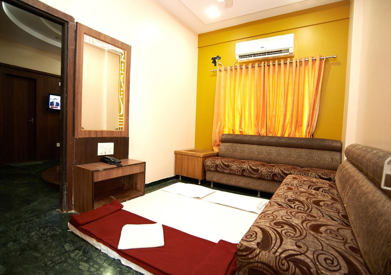 شيردي Hotel Three G المظهر الخارجي الصورة