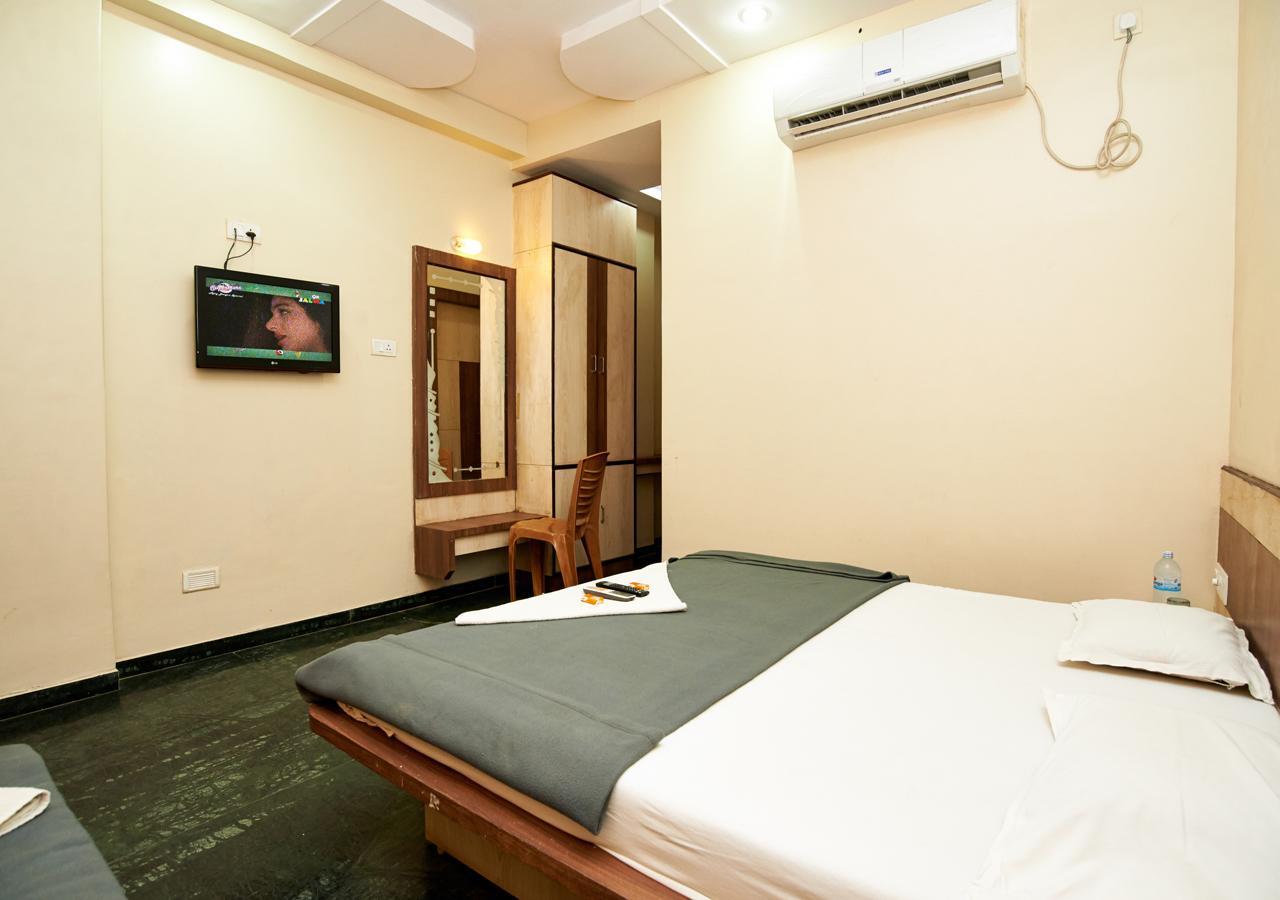 شيردي Hotel Three G المظهر الخارجي الصورة