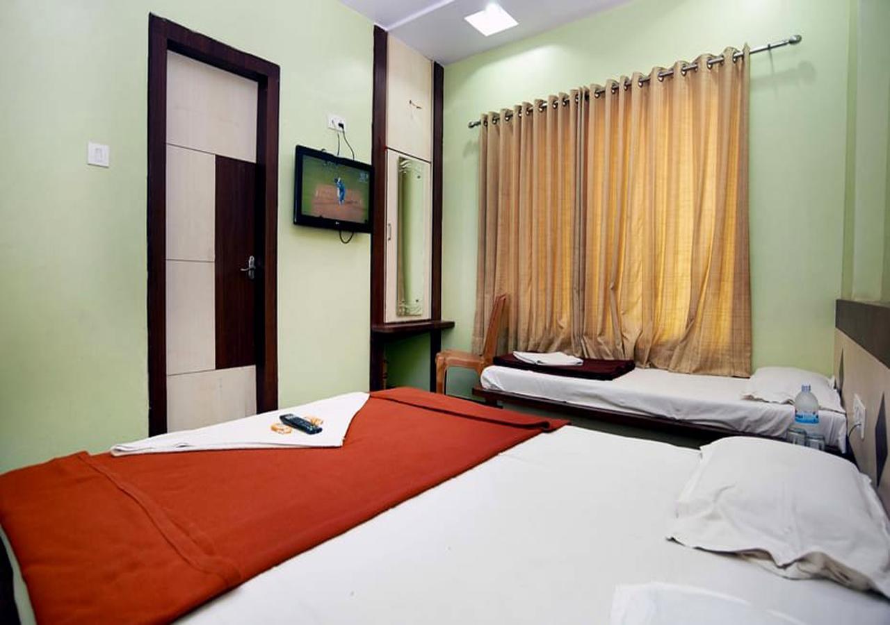 شيردي Hotel Three G المظهر الخارجي الصورة